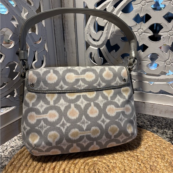 Coach Gray and Pink Patterned Crossbody Bag - Picture 4 of 11